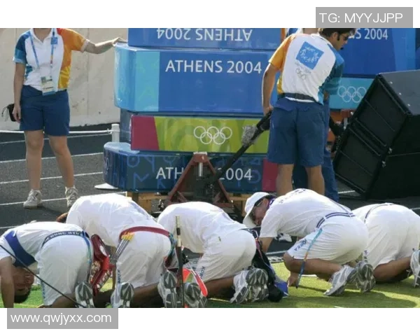 深圳攀岩队在团队协作排名中创下新高展现团结与实力